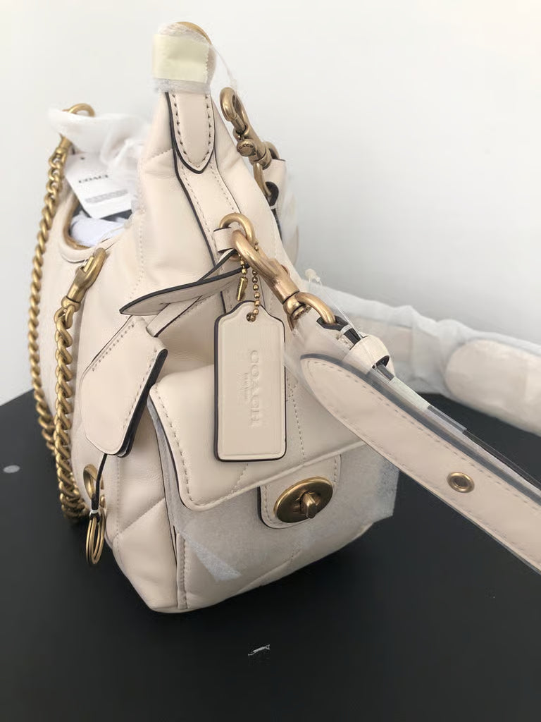 Coach Pocket Juliet 30 Quilted Chalk — NWT