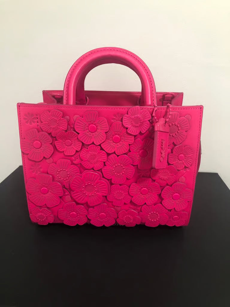 Coach Tea Rose Rogue 25 — Dragon Fruit