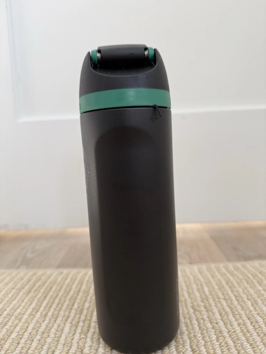 Starbucks x Owala FreeSip 24oz Black Green Insulated Bottle New w/ Tags